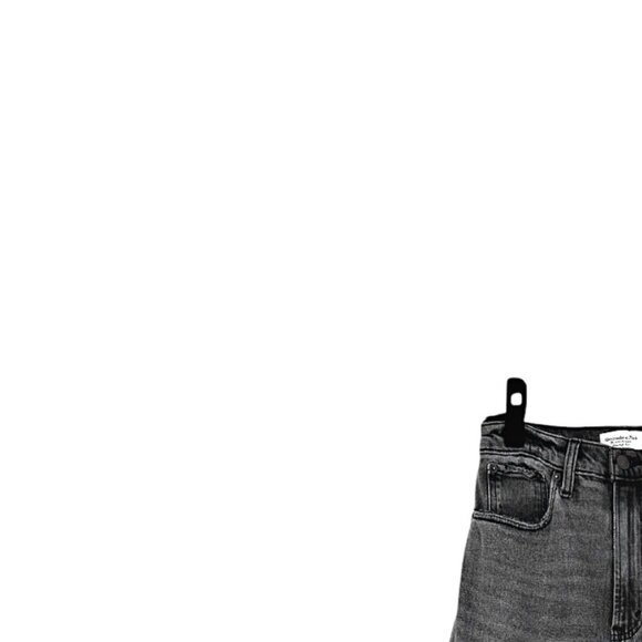 Abercrombie & Fitch Ultra High Rise Ankle Straight Jean - Picture 4 of 6